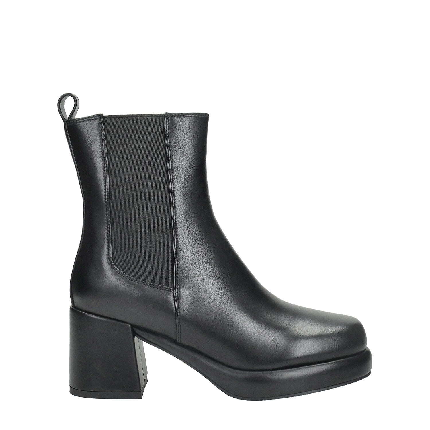 Stivaletti con bande elasticizzate. Tacco alto 7cm