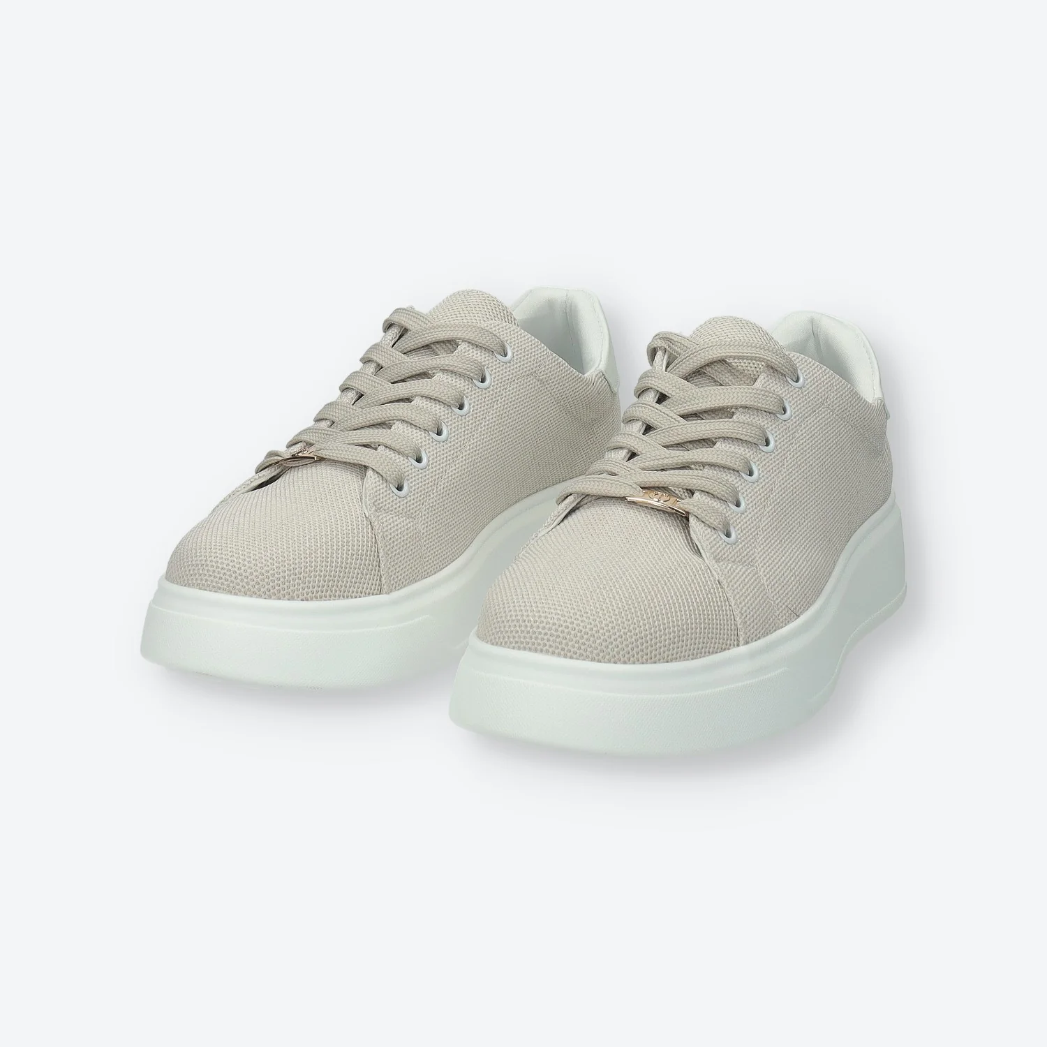 Sneakers - Image 3