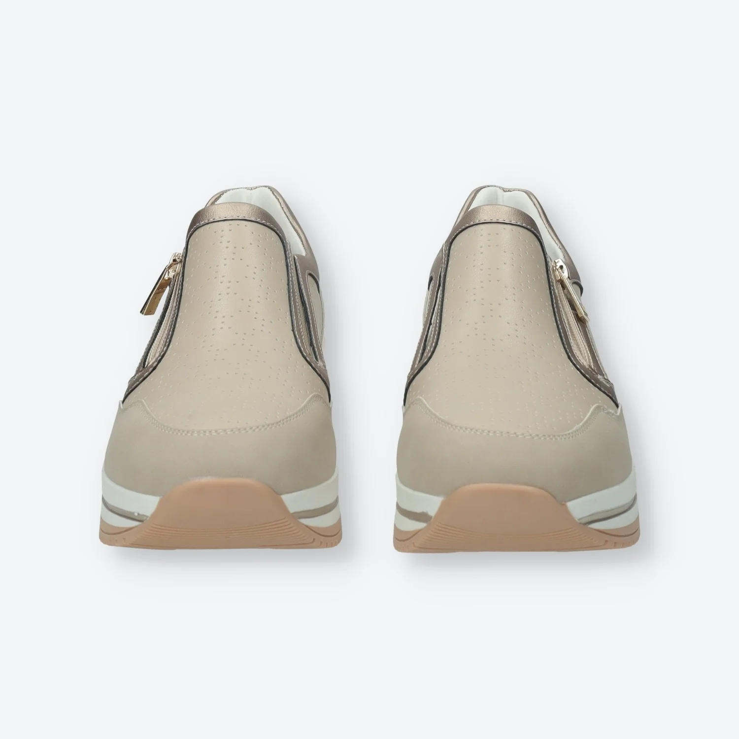 Sneakers - Image 3