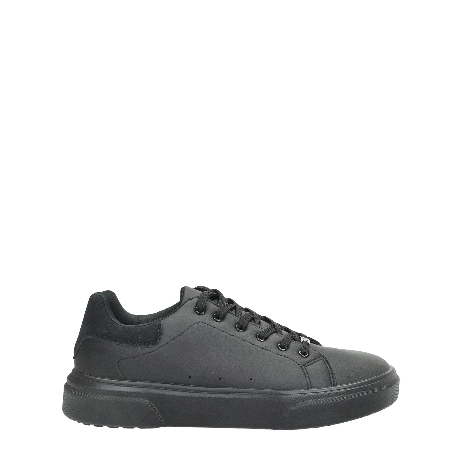 Sneakers in ecopelle con cuciture a vista