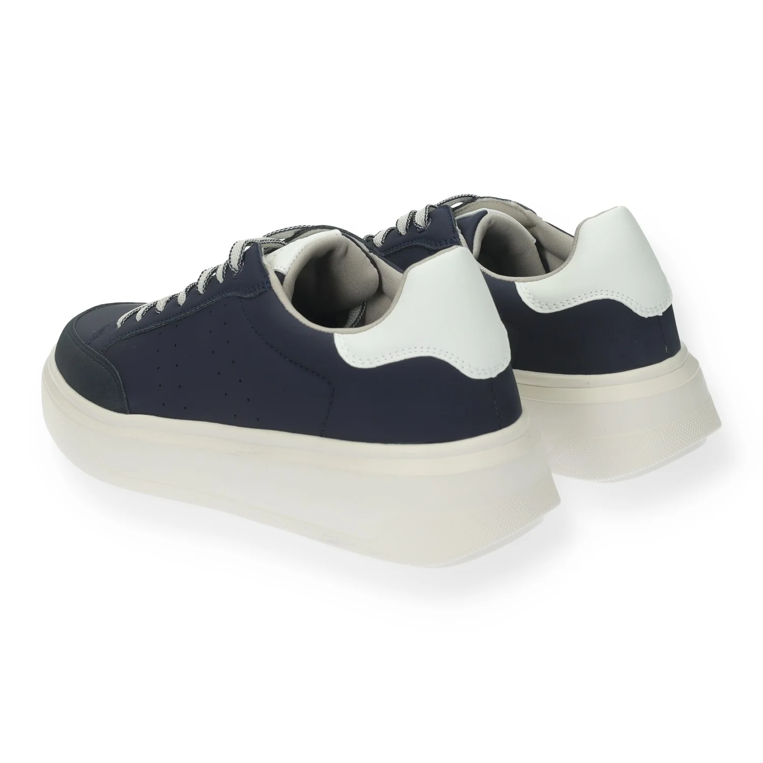 Sneakers in ecopelle con cuciture a vista - Image 3